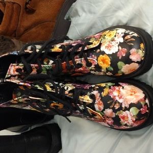 BRAND NEW NEVER WORN floral combat boots